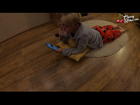 ❤️ Traks Blondīne sūc milzīgu locekli sūc un lēkā uz tā - anālais sekss ❤ Slepkavas pie lv.pornsos-com.ru ﹏